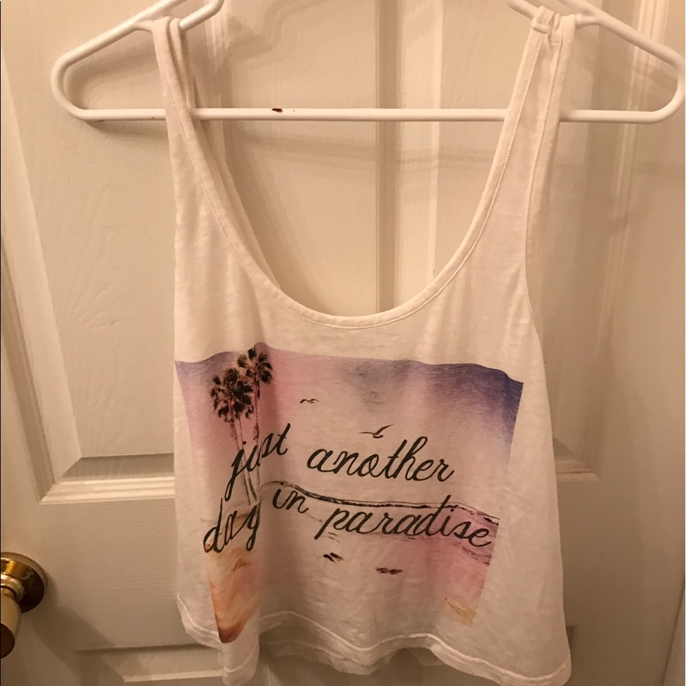 FUN AND CUTE CROP TOP! FOREVER 21!