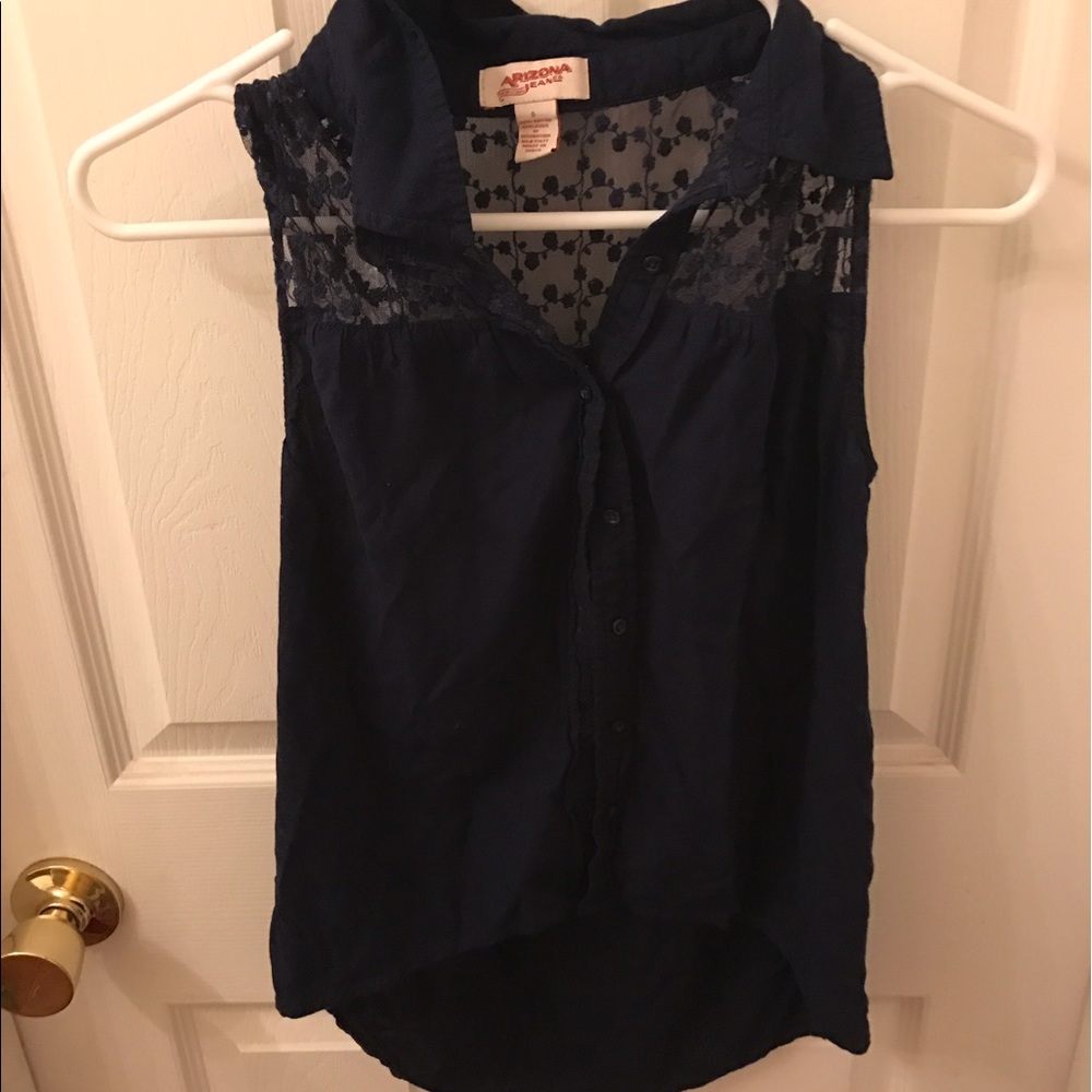 CUTE BUTTON UP LACEY/SHEER TANK TOP!