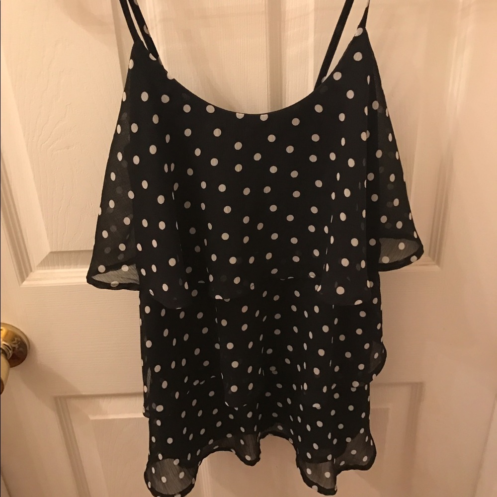 FLOUNCY RUFFLED POLKA DOT TOP!