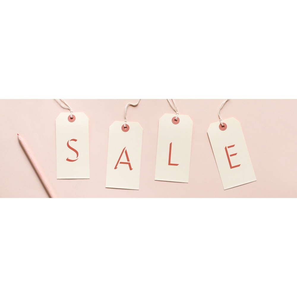 🎉ACCEPTING 30% DISCOUNTED OFFERS ON ALL ITEMS!!🎉