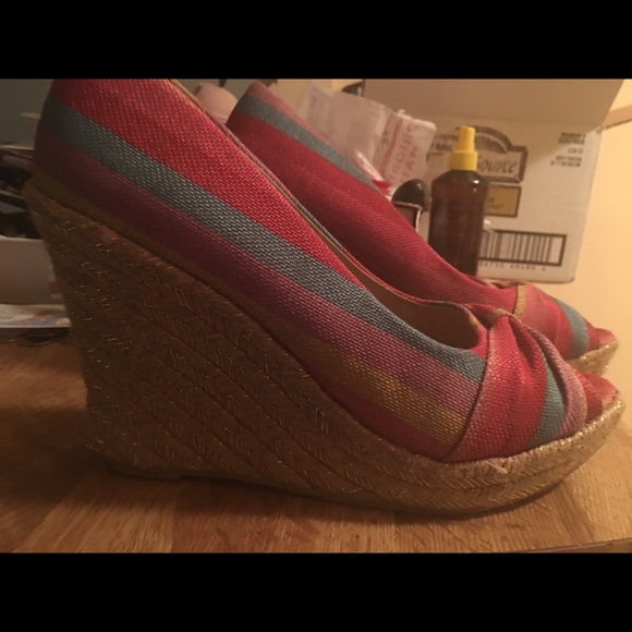 Open Toe Wedges - Picture 4 of 5