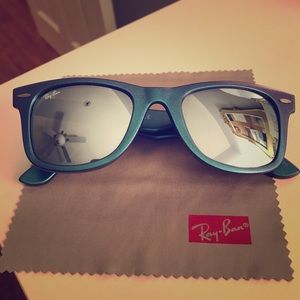 Ray-Ban Wayfarer