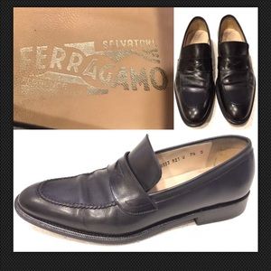 SALVATORE FERRAGAMO LEATHER PENNY LOAFER 7.5 D