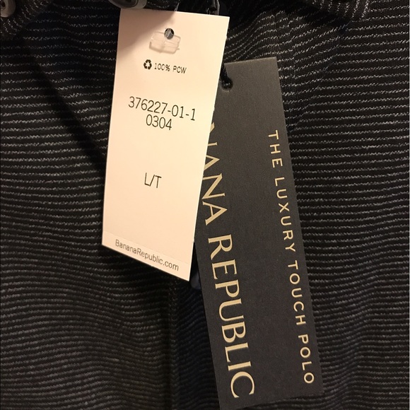 Banana Republic long sleeve luxury touch LT NWT - Picture 3 of 3