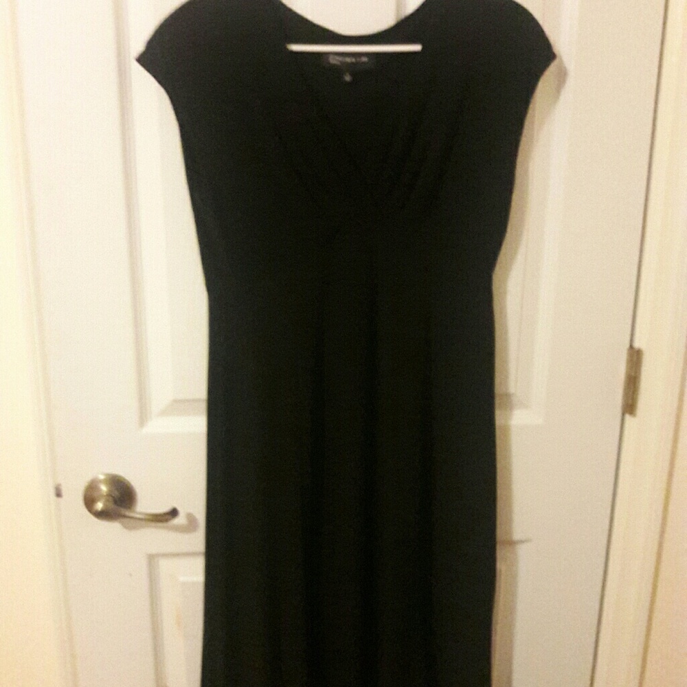 Jones New York Little black dress