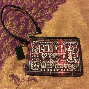 COACH POPPY WRISTLET