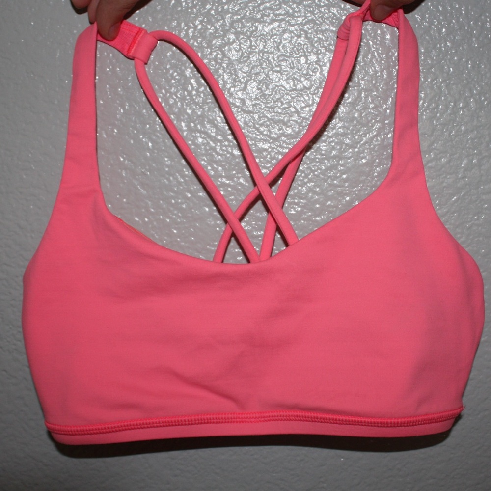 Lululemon free to be bra