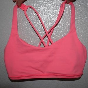 Lululemon free to be bra