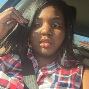 Meet your Posher, Taryn