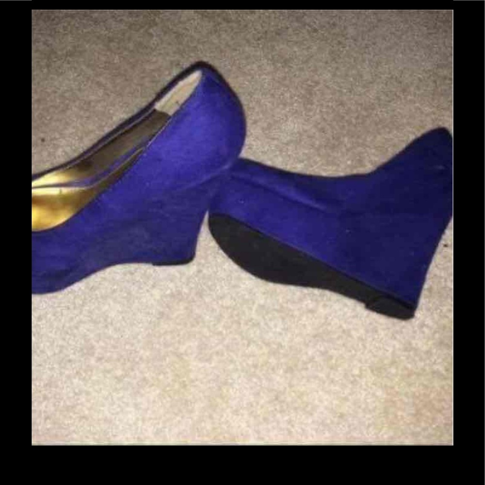 Blue wedges size 7