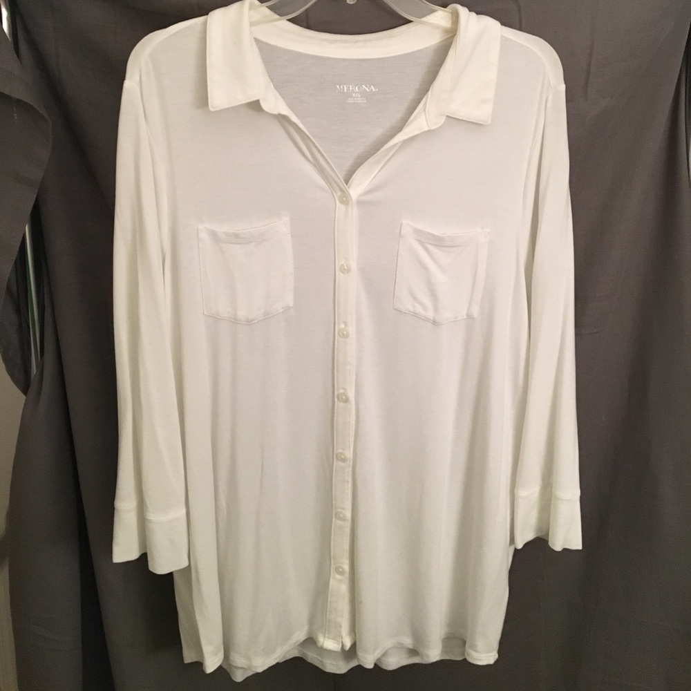 Stretchy white collared button down shirt