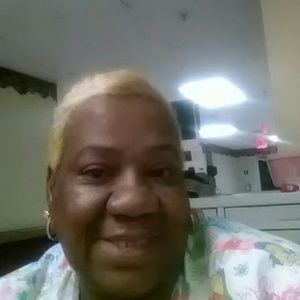 Meet your Posher, Regina