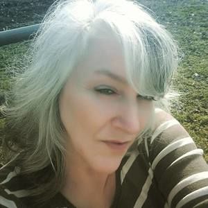 Meet your Posher, Stacia