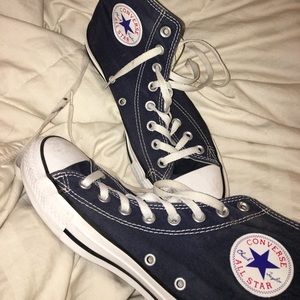 navy blue converse