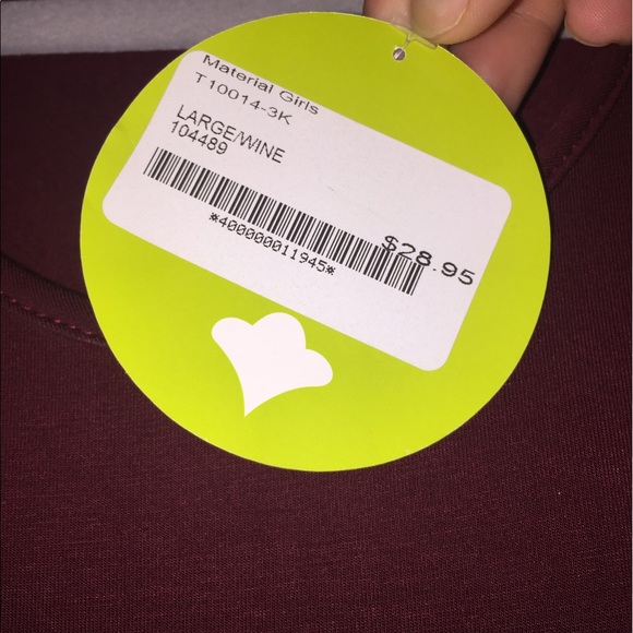 Maroon Tank! - Picture 2 of 2