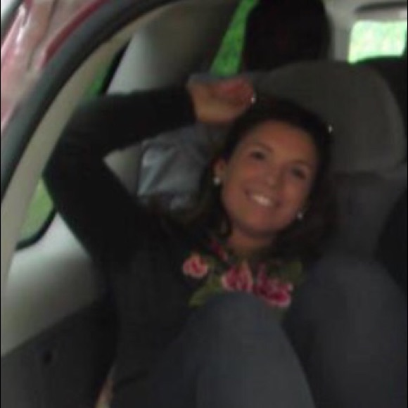 Meet your Posher, Victoria - Picture 1 of 1