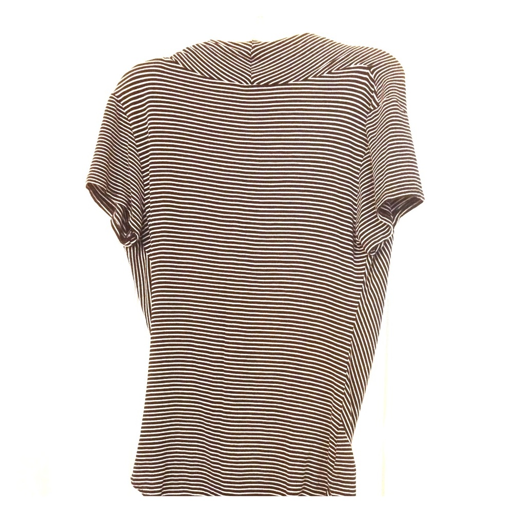 Never worn shirt! - Picture 3 of 4