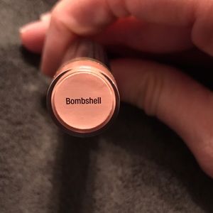 LipSense: Bombshell