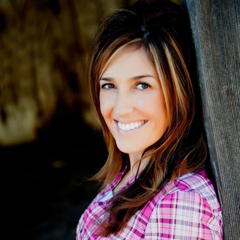 Meet your Posher, Carolina