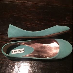 Steve Madden Pallacce Flats-size 9