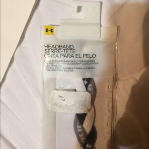 BRAND NEW Under Armour Headband