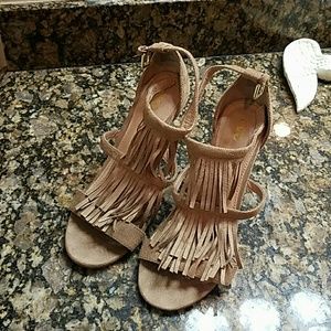 Fringe heels
