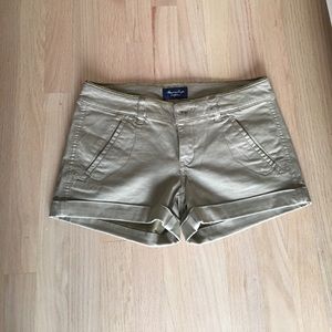 AMERICAN EAGLE KHAKIS STRETCH SHORTS