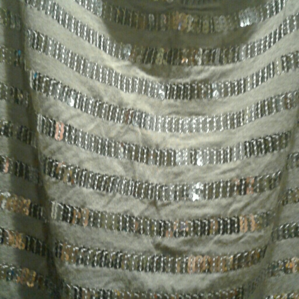 Top - Picture 2 of 4