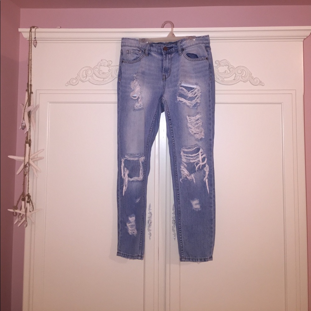BDG Slim Boyfriend Jean