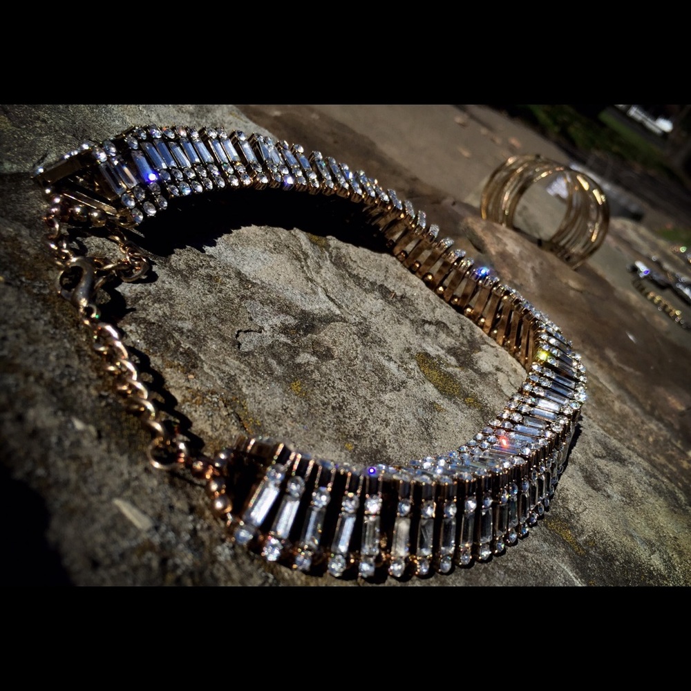 Embellish necklace-NEW