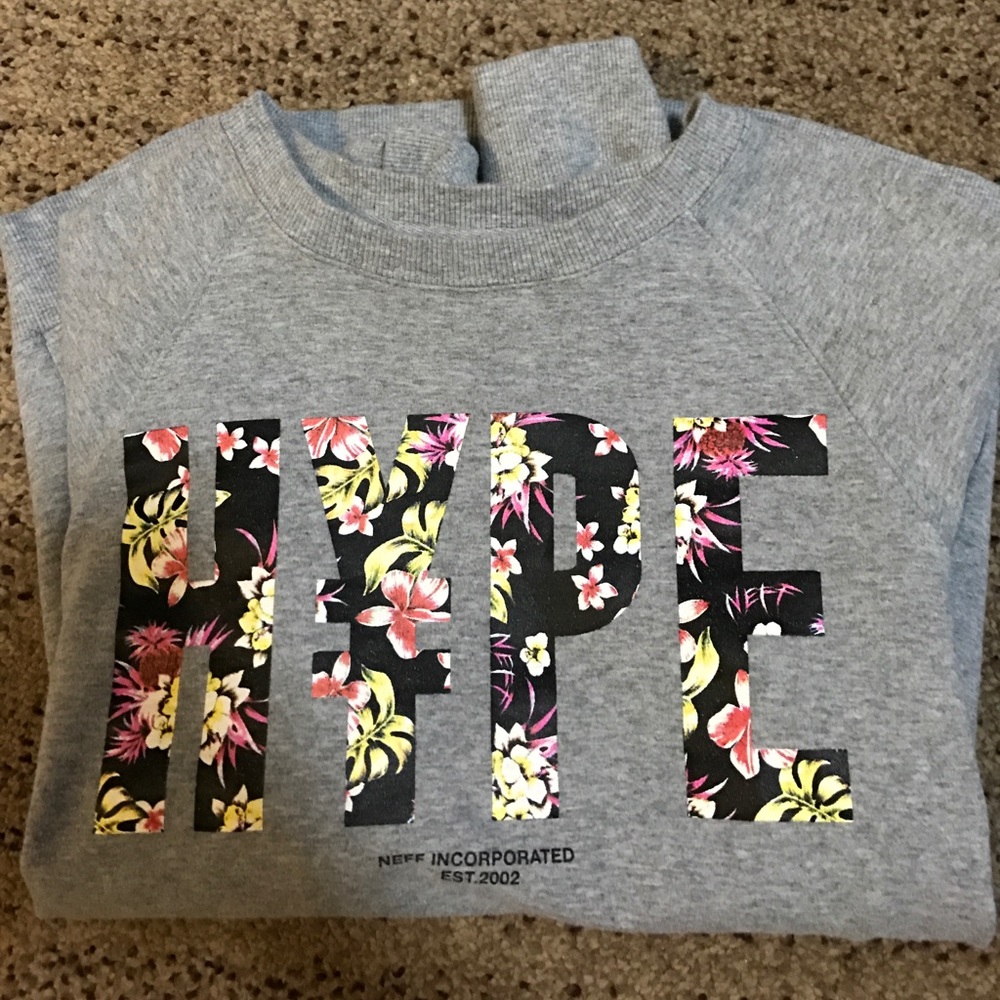 NEFF Crew Neck!!