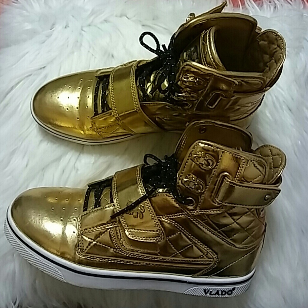 Fabulous foot wear