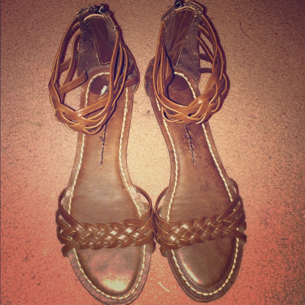 AEO 🦅 Braided Sandals