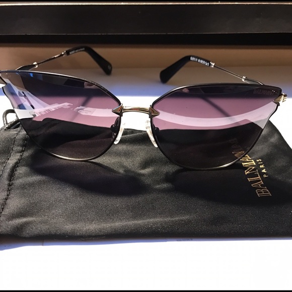 Balmain Sunglasses women\'s eyewear