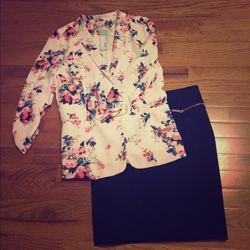 Floral blazer NWT