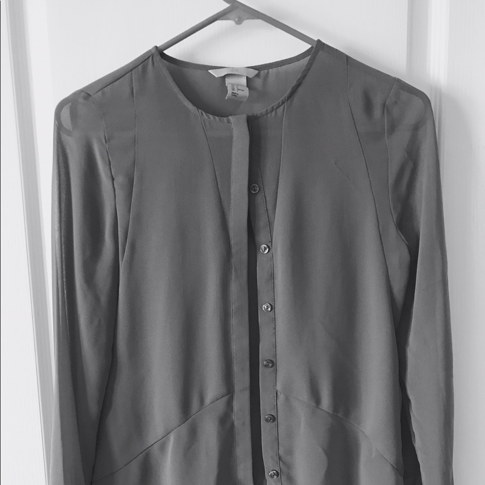h&m grey blouse
