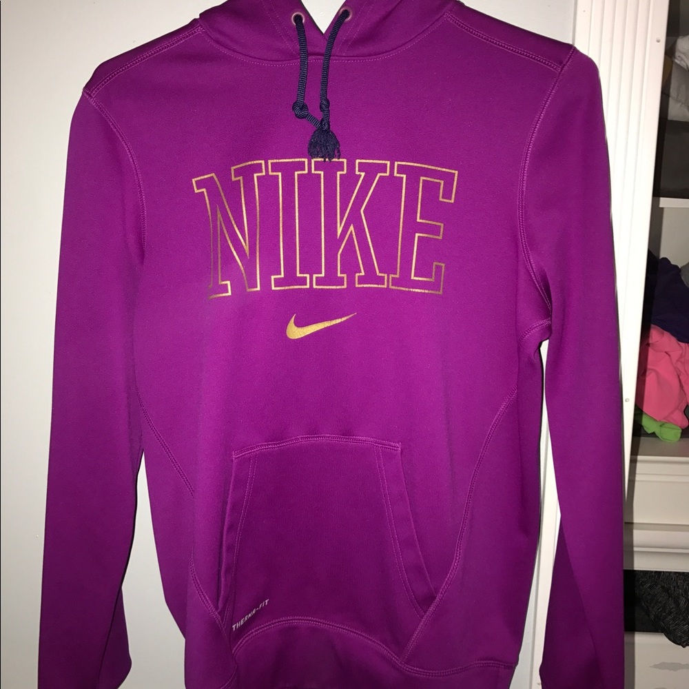 Nike sweatshirt