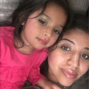 Meet your Posher, Brenda