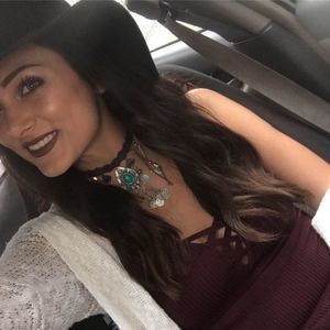 Meet your Posher, Bethany