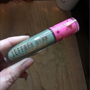 Jeffree star dirty money liquid lip