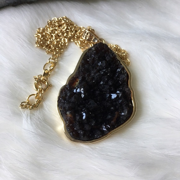 Handmade Geode Necklace - Picture 2 of 4