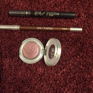 Urban decay bundle!!!