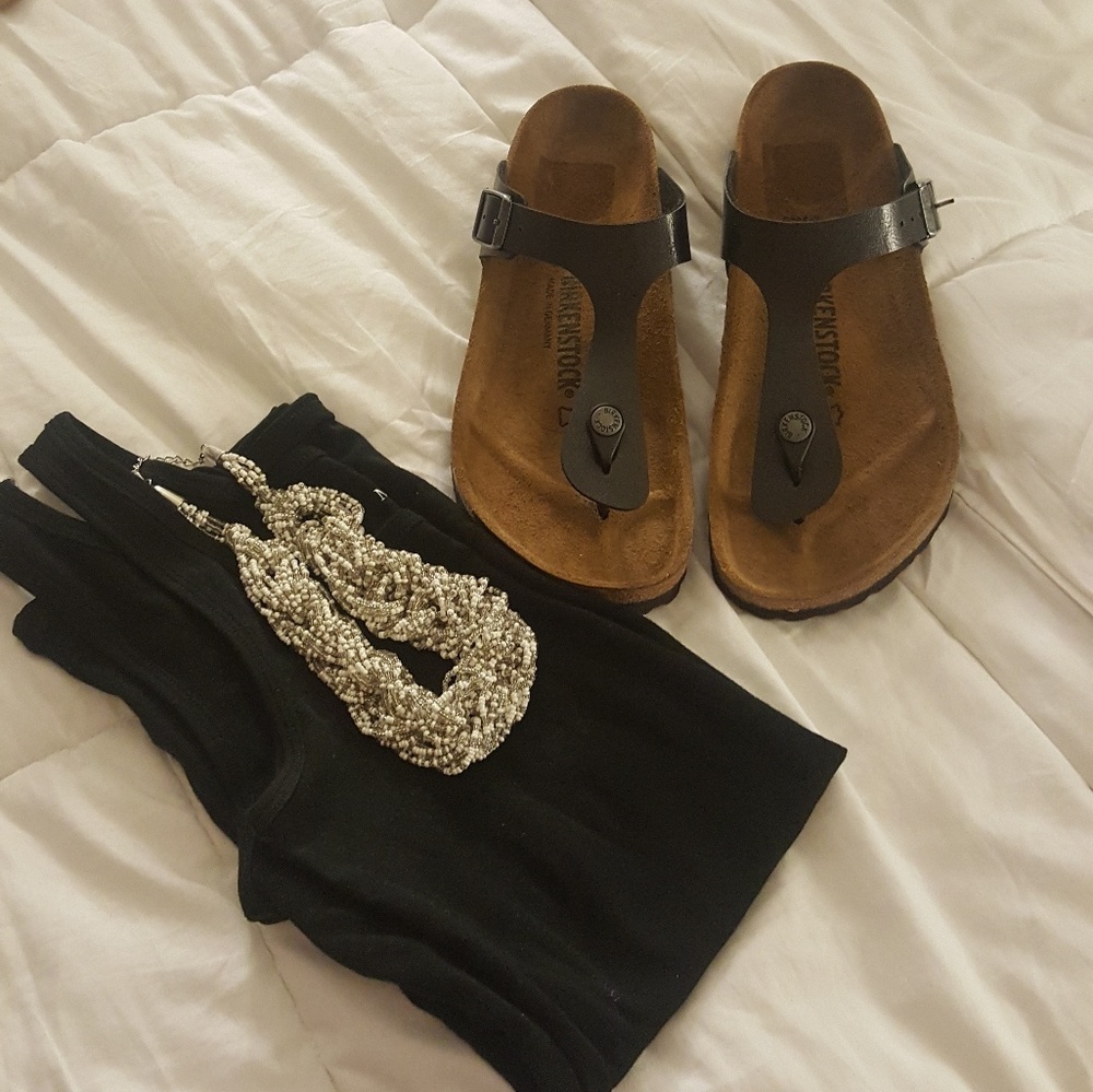 🚫SOLD🚫 Birkenstock black Gizeh thong sandals