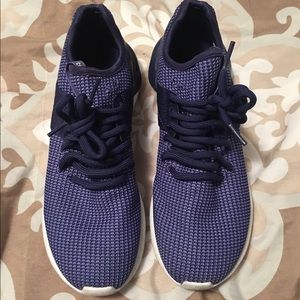 Women's adidas tubular size 8