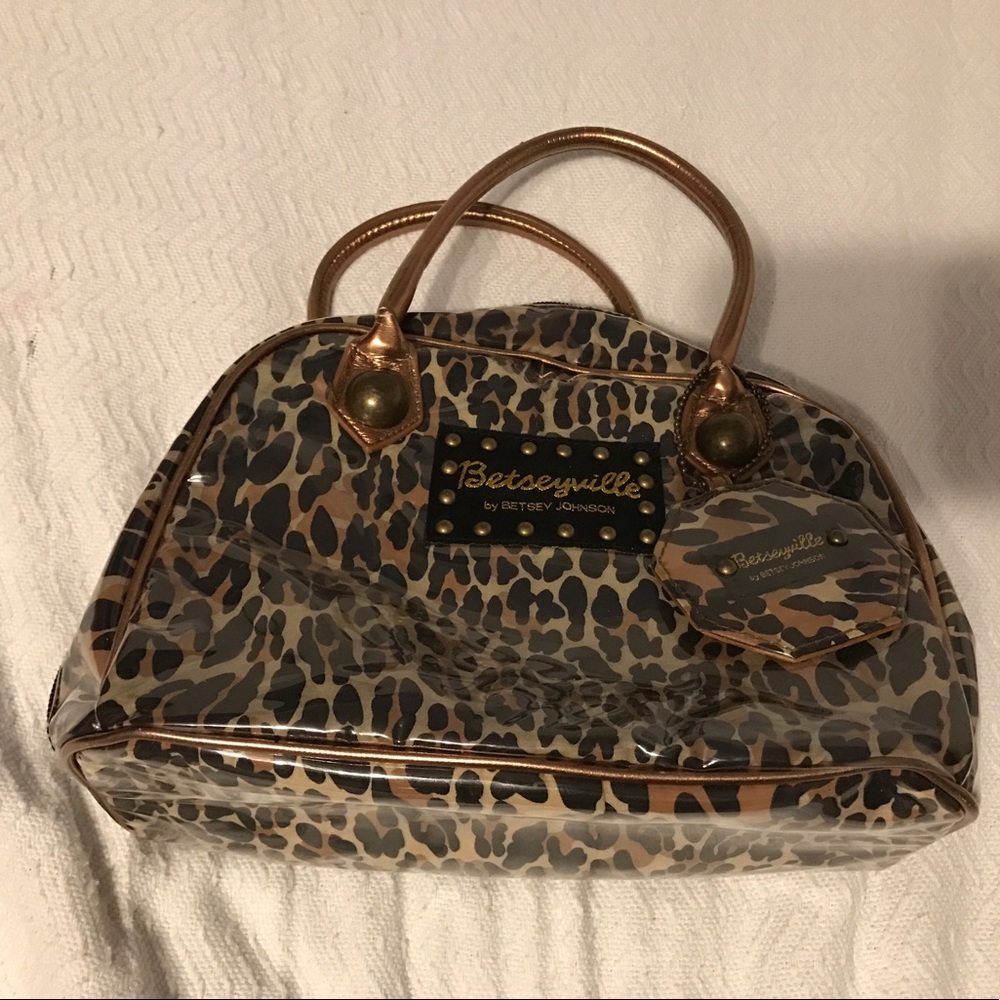 BETSEY JOHNSON BETSEYVILLE LEOPARD COSMETICS BAG