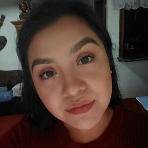 Meet your Posher, Belen