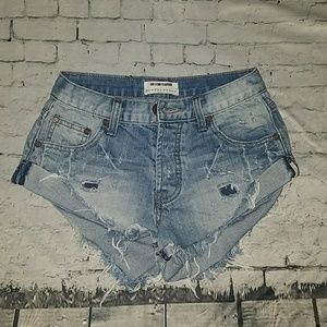 One Teaspoon Bandit Shorts SIZE 22...