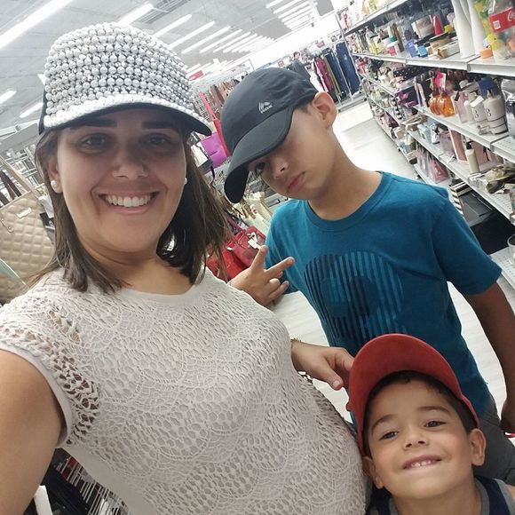 Meet your Posher, Eloisa - Picture 1 of 1