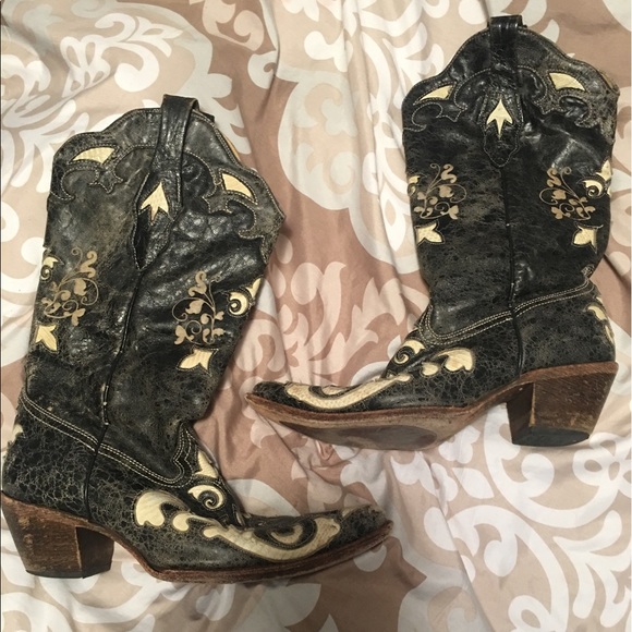 Women's boots - Picture 2 of 2