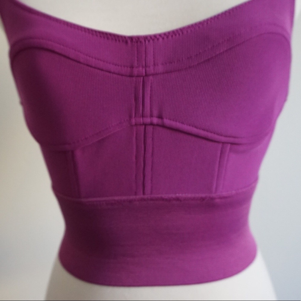 Stretchy Crop - Picture 3 of 3